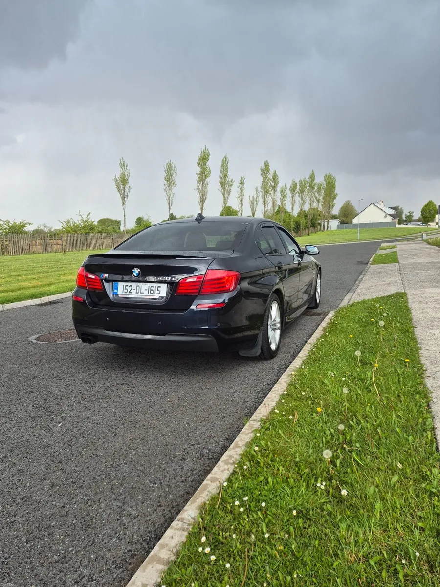 BMW 5-Series 2015 - Image 4