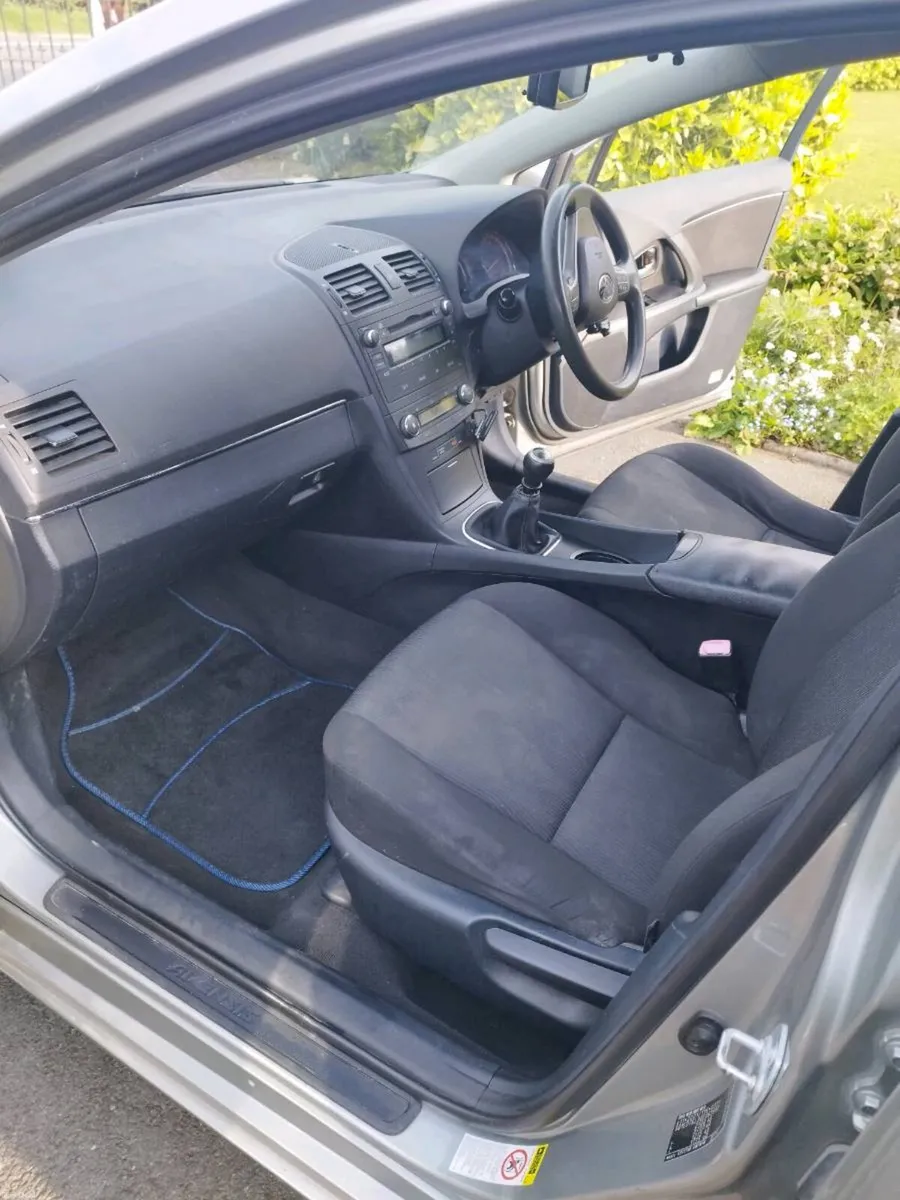Car - Image 1