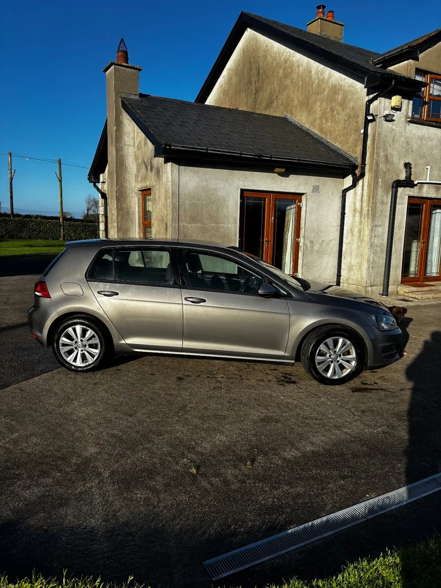 Volkswagen Golf 2013 - Image 2