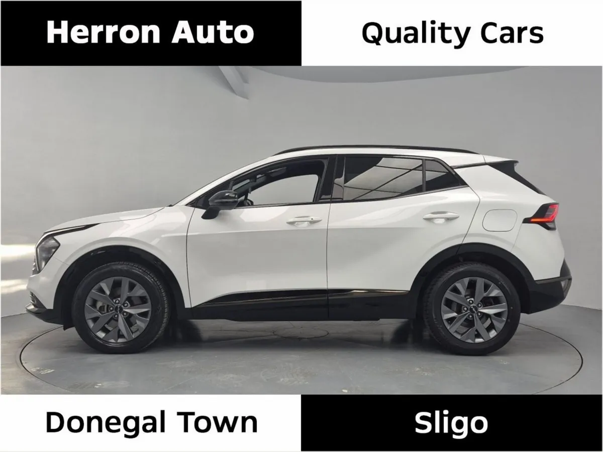 Kia Sportage Anniversary Edition Hybrid - Image 3