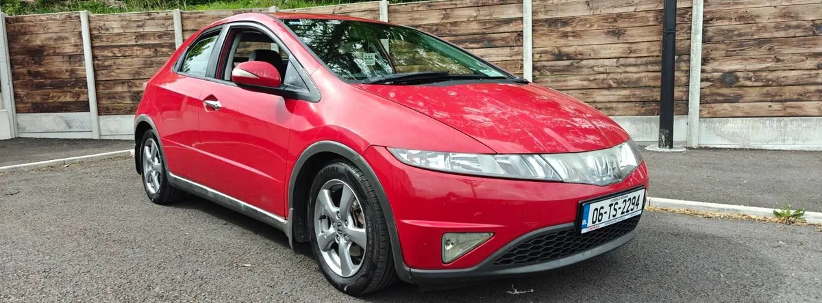 Honda Civic 2006 - Image 1