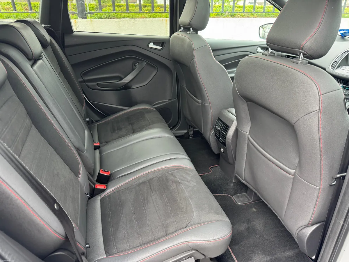 2019 FORD KUGA ST-LINE 1.5 TDCI 120PS 4DR - Image 5