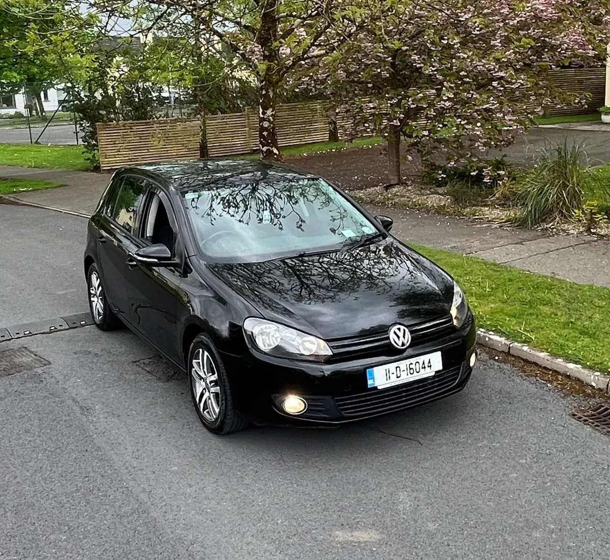 VW GOLF 1,6 TDI ((€2500)) - Image 1