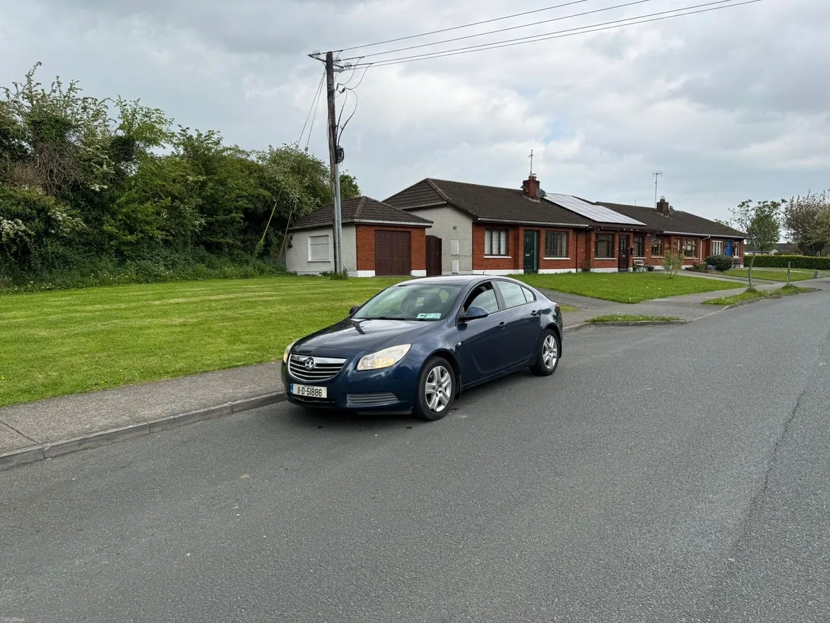 VAUXHALL INSIGNIA 2.0 CDTI EXCLUSIV NCT 04/27 - Image 2