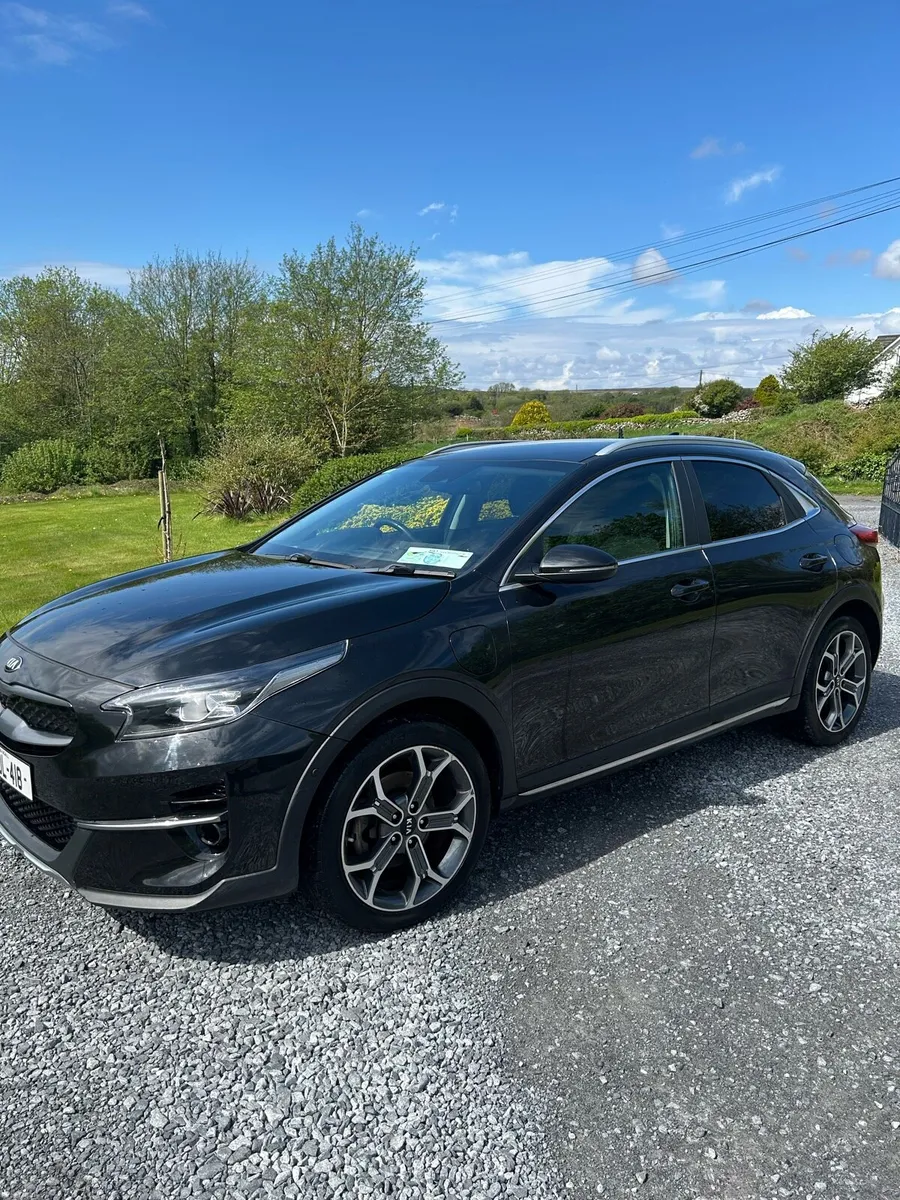 Kia Xceed hybrid - Image 1
