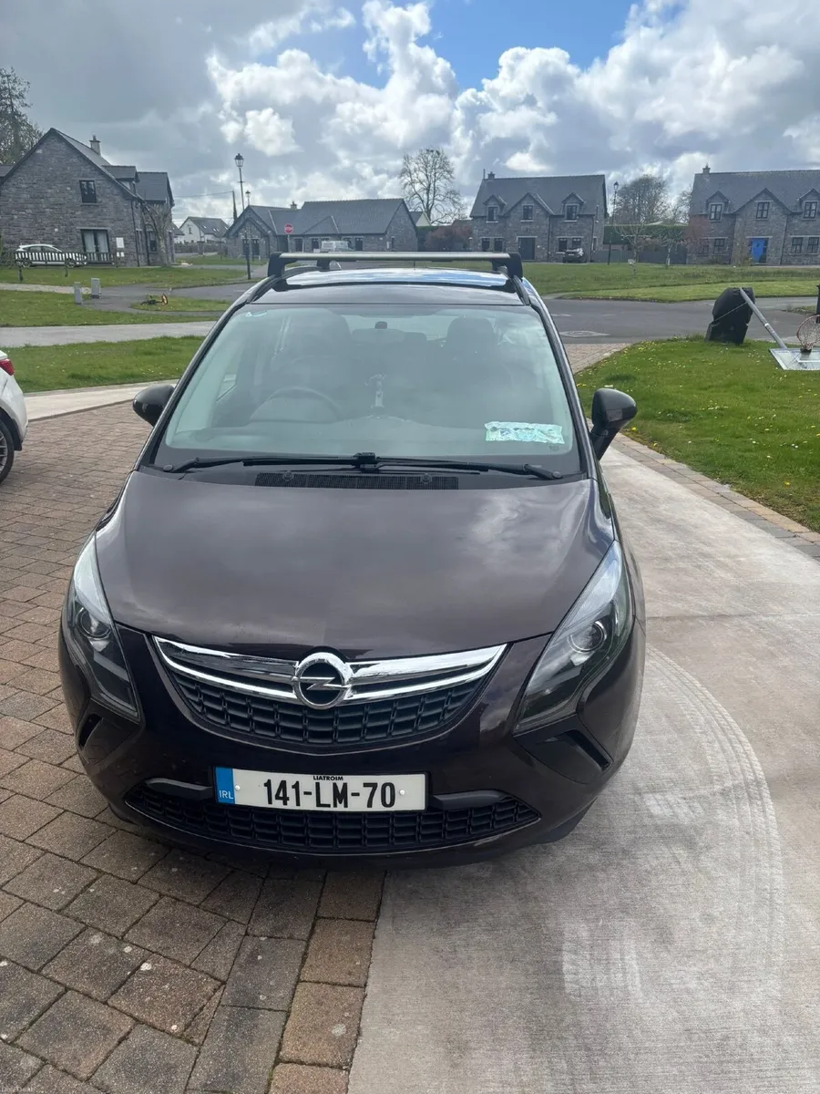 Opel Zafira 2014 - Image 1
