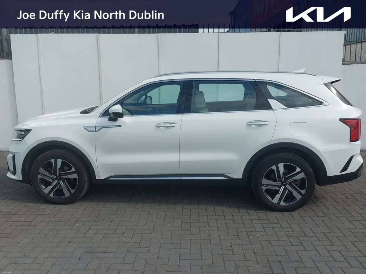 Kia Sorento 1.6 PHEV K3 4X4 7 seats - Image 4