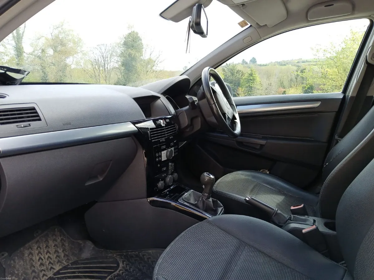 Vauxhall Astra 2008 - Image 3