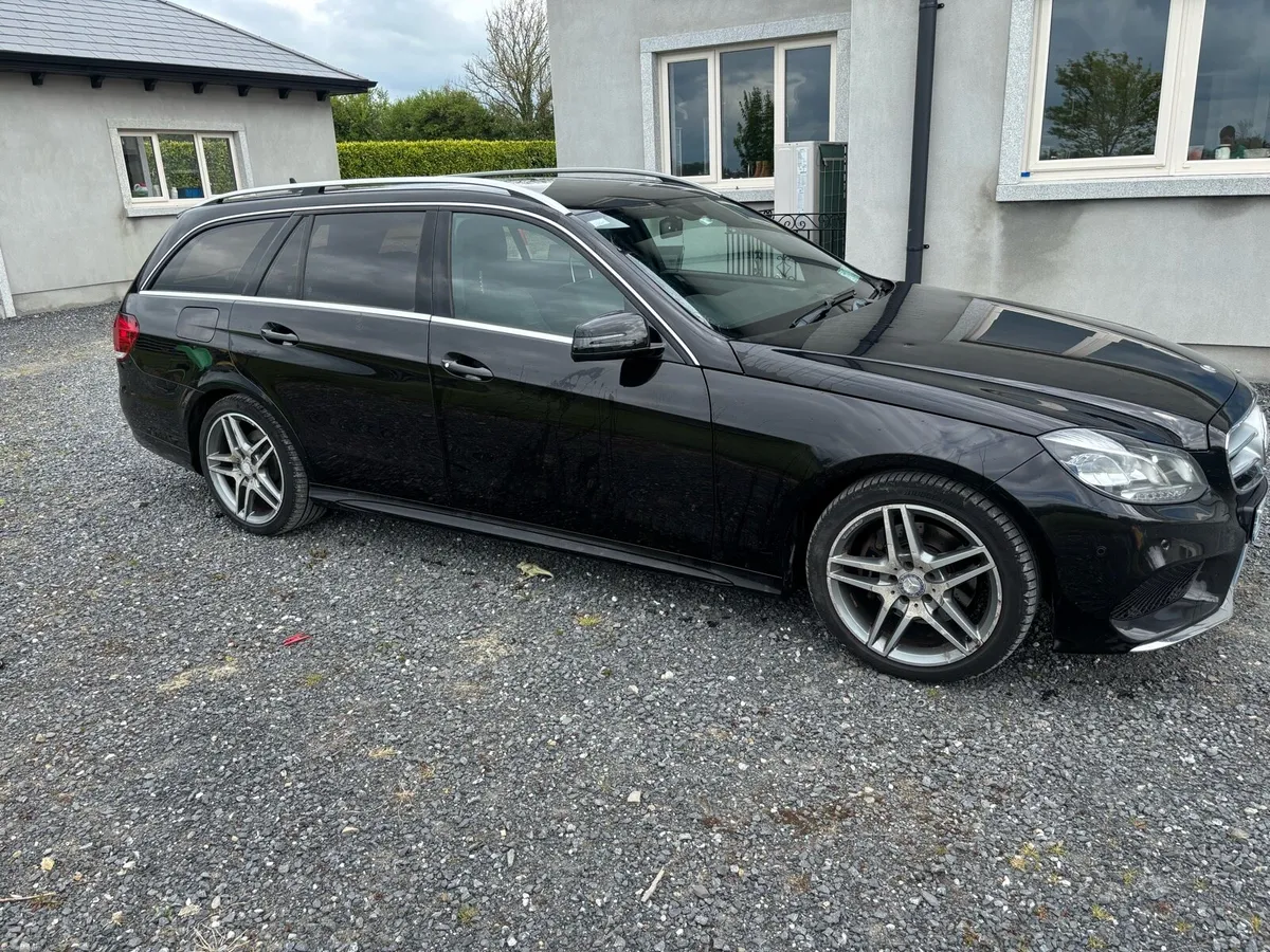 Mercedes Benz e300 - Image 4