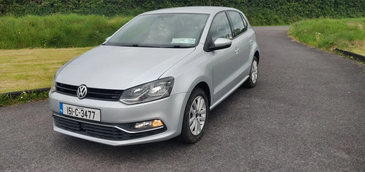 Volkswagen Polo 2015 - Image 2