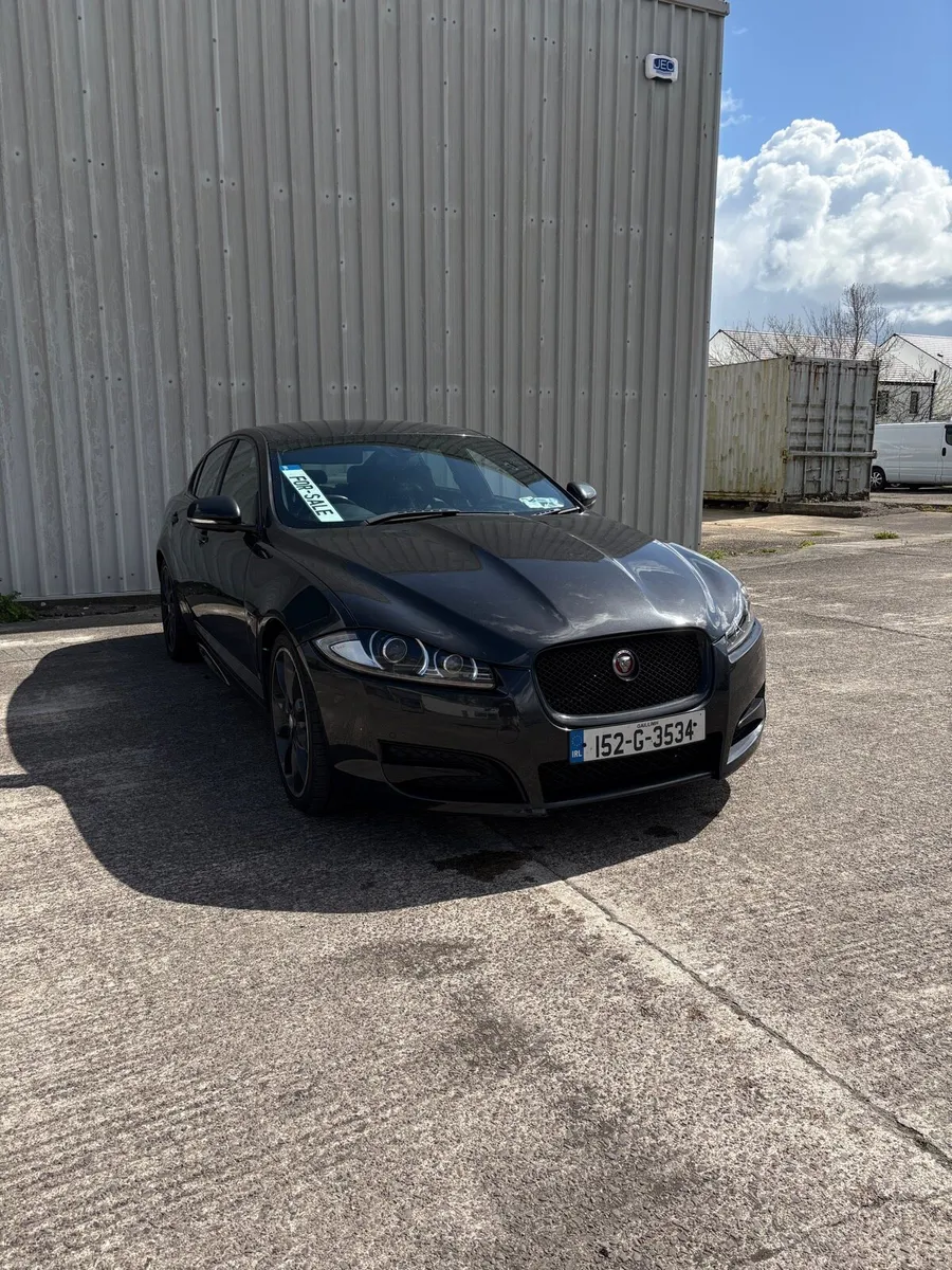 Jaguar Xf 2015 - Image 1