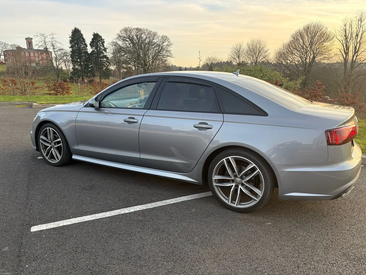 Car - Image 3