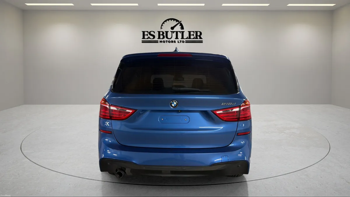 2017 BMW 218d MSPORT AUTO GRAN TOURER 7SEATS - Image 4