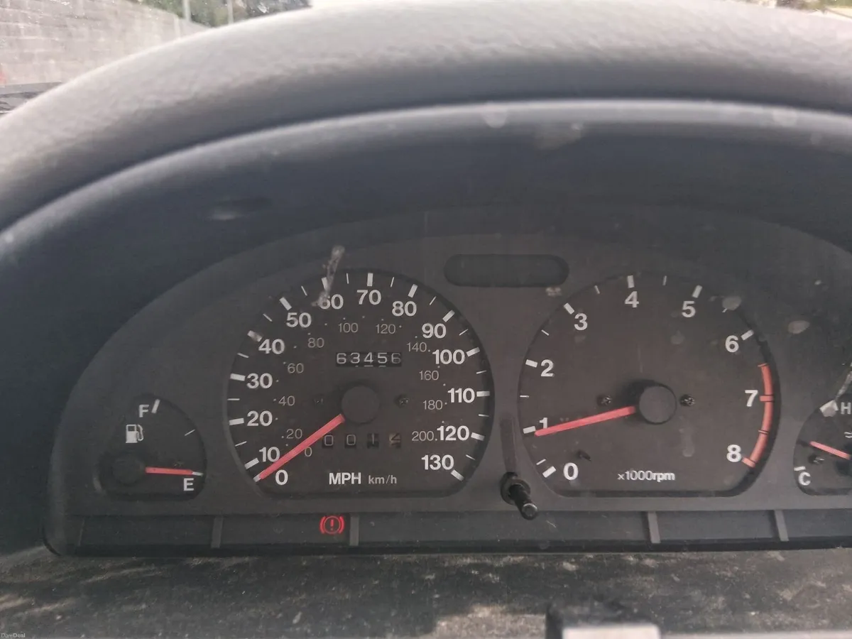 Suzuki Swift 2000 - Image 4