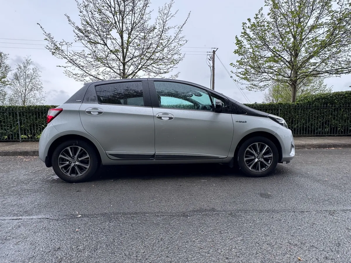 2020 TOYOTA YARIS HYBRID Y20 (Auto – Low Kms) - Image 3