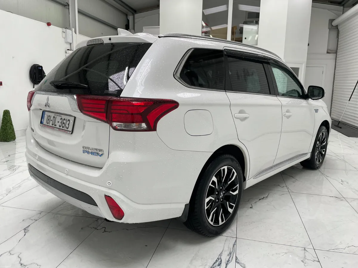 Mitsubishi Outlander 2018 - Image 3