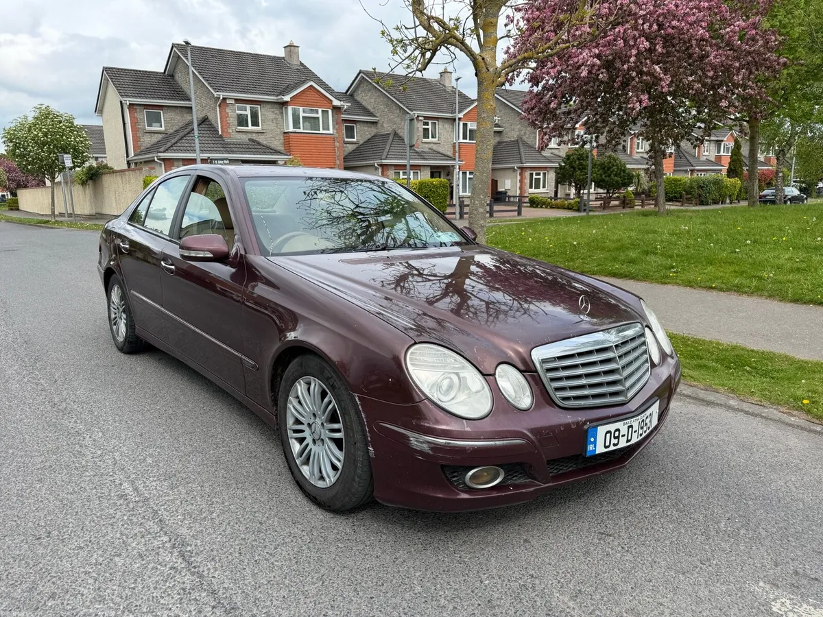 Mercedes E220 CDI automatic - Image 4