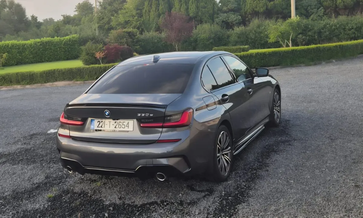 Bmw 330e 2022 M sport - Image 4