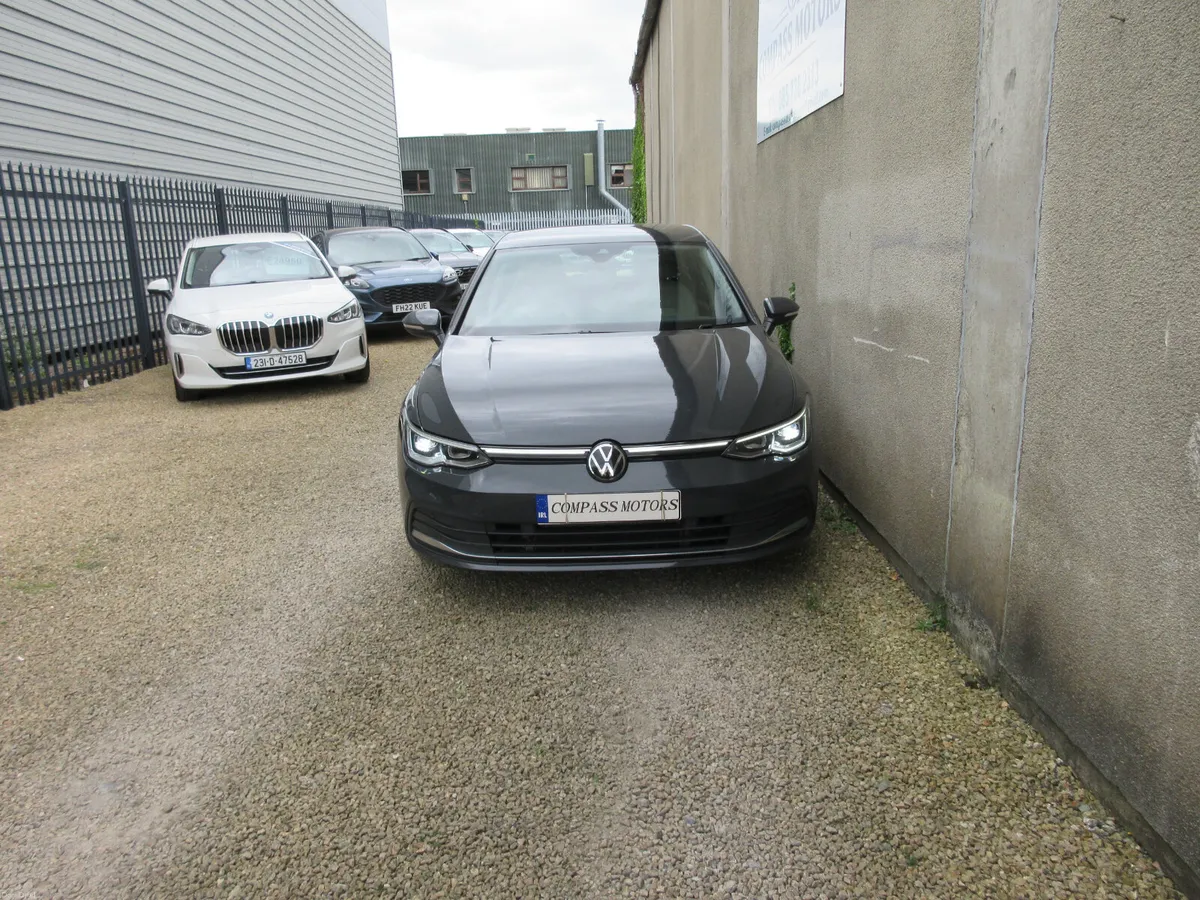 Volkswagen Golf 1.4 TSI E-HYBRID AUTOMATIC - Image 2