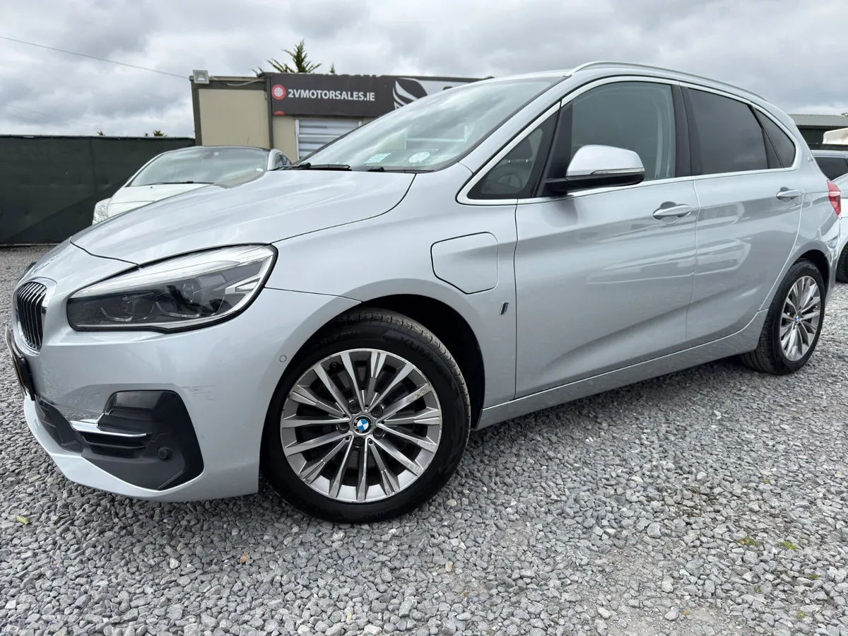 🔵 BMW 2-Series 225XE LUXURY AUTOMATIC HYBRID - Image 2
