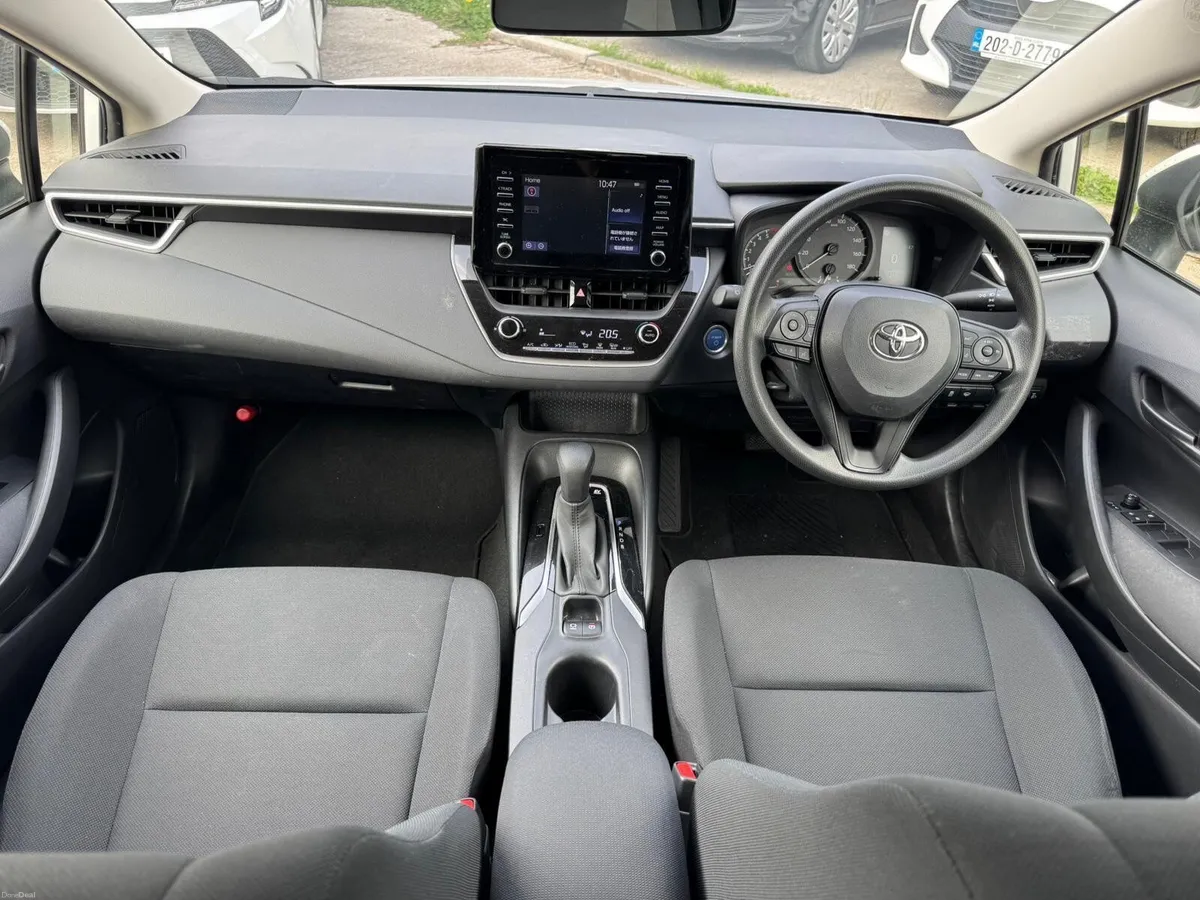 2021 TOYOTA COROLLA HYBIRD 1.8(212) 2 YEARS NCT - Image 4