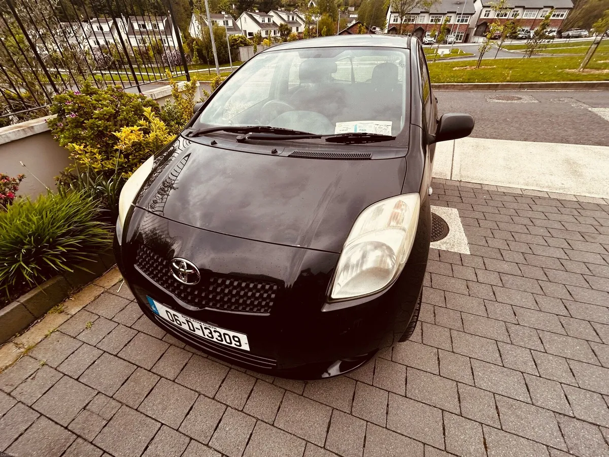 Toyota Yaris 2006 1ltr manual Irish car - Image 4
