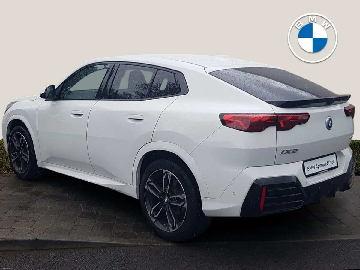 BMW iX2 eDrive20 M Sport - Image 2