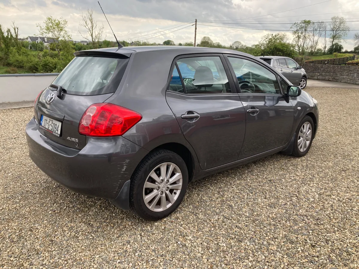 Toyota Auris 2007 Petrol 1.4 - Image 4