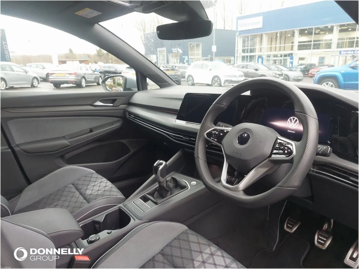 Volkswagen Golf Diesel Hatchback R-Line - Image 2