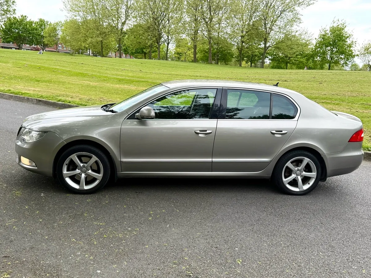 10 Skoda superb 1.9 TDi new Nct - Image 3