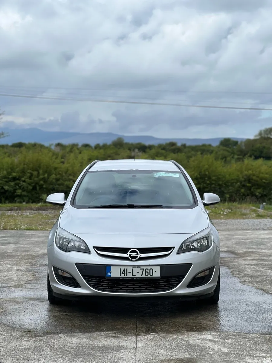 Opel Astra manual 1.7 New NCT excellent condition - Image 4
