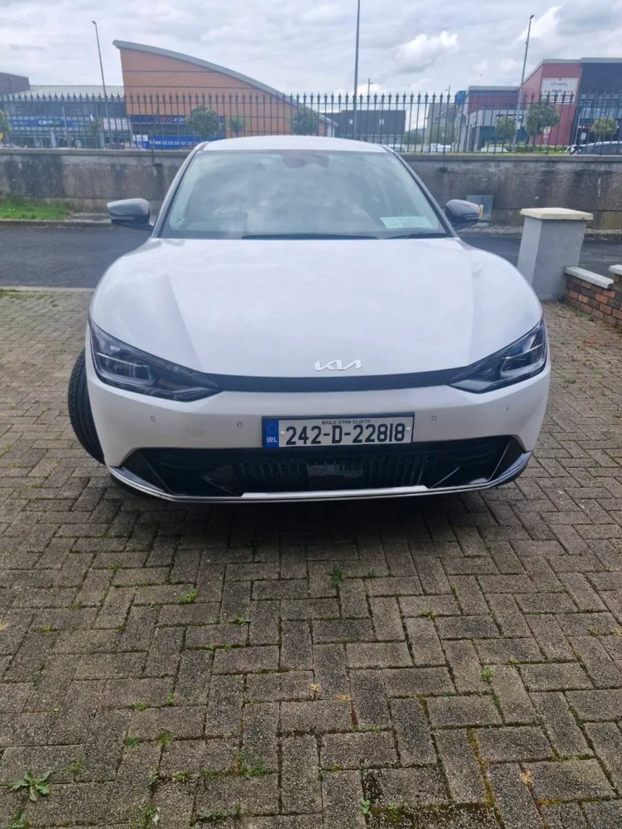 242 EV6 77KWH (CAT D) 23.5K KMS - Image 1