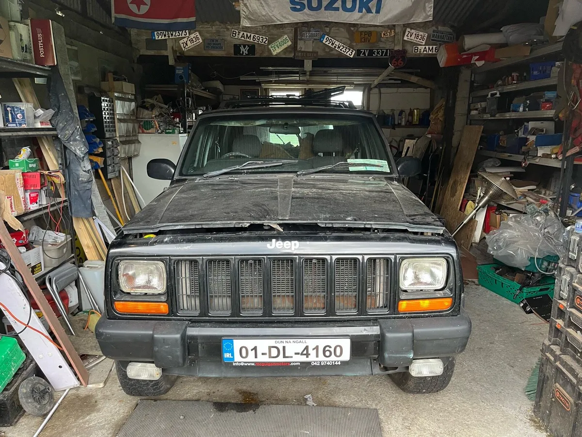 Jeep Cherokee - Image 1