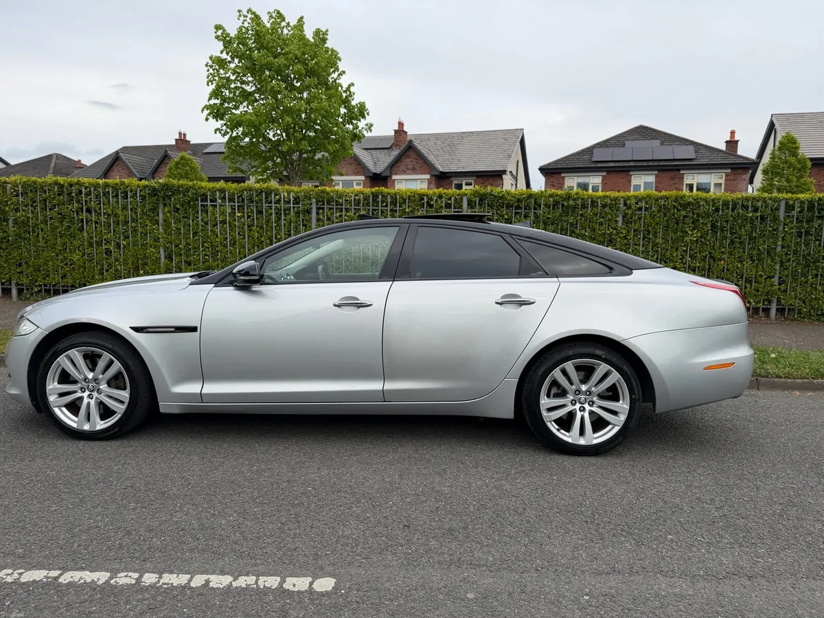 2013 Jaguar XJ Limousine 3.0 Diesel 280BHP RWD - Image 3