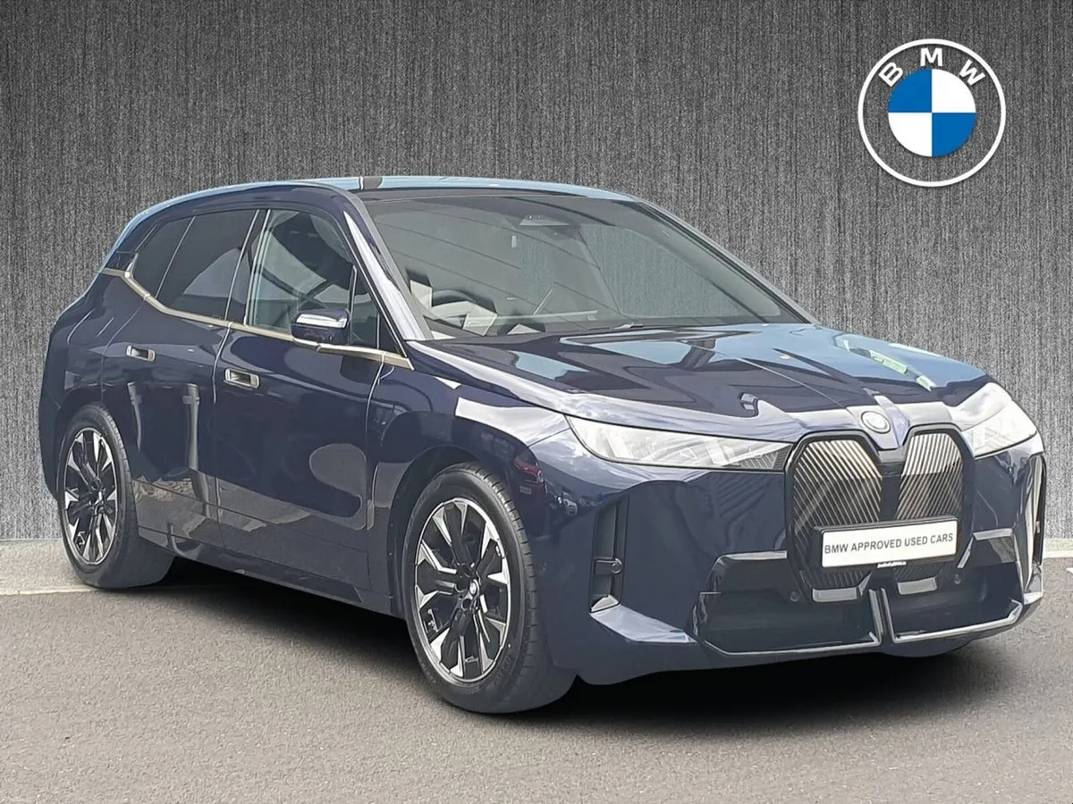 BMW iX xDrive45 M Sport - Image 1