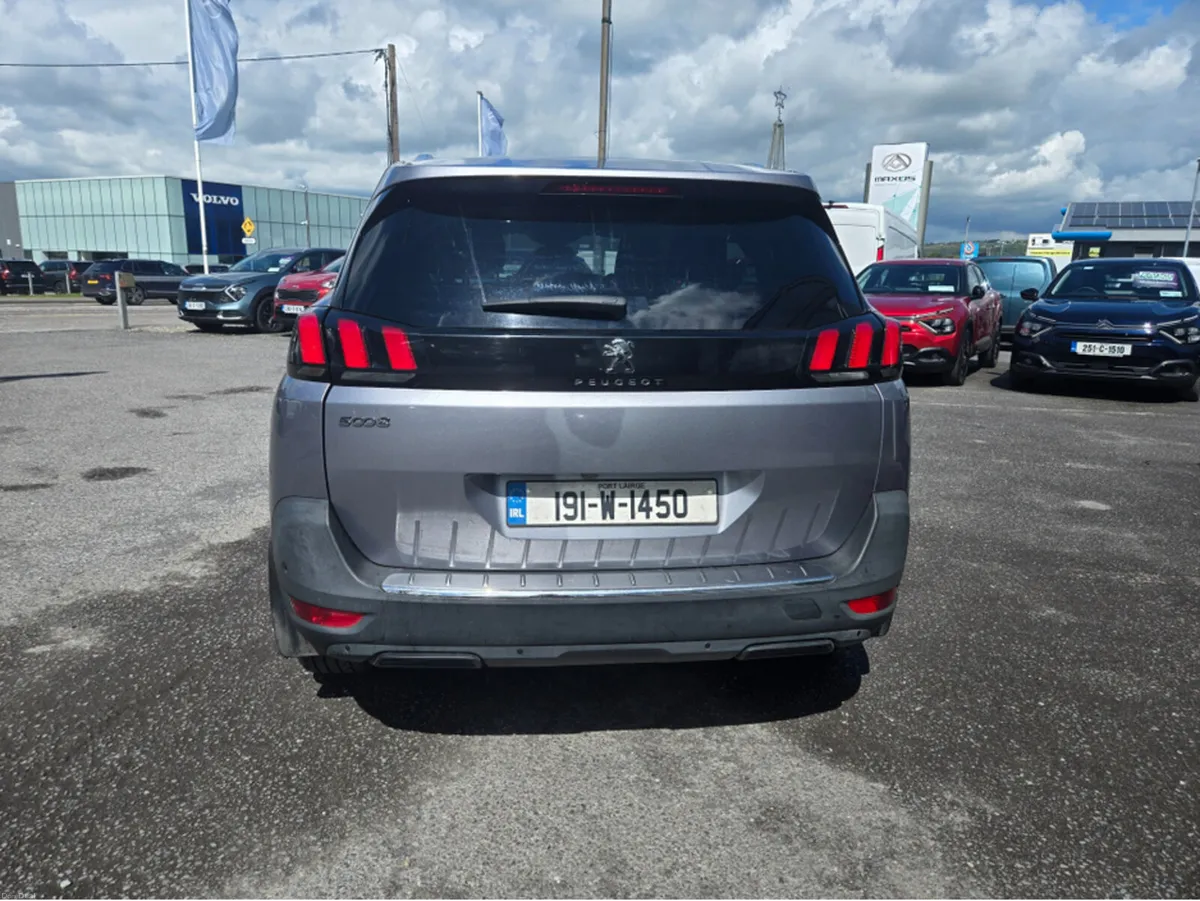 Peugeot 5008 ALLURE 1.5 BLUE HDI 130 A AUTOMATIC - Image 4