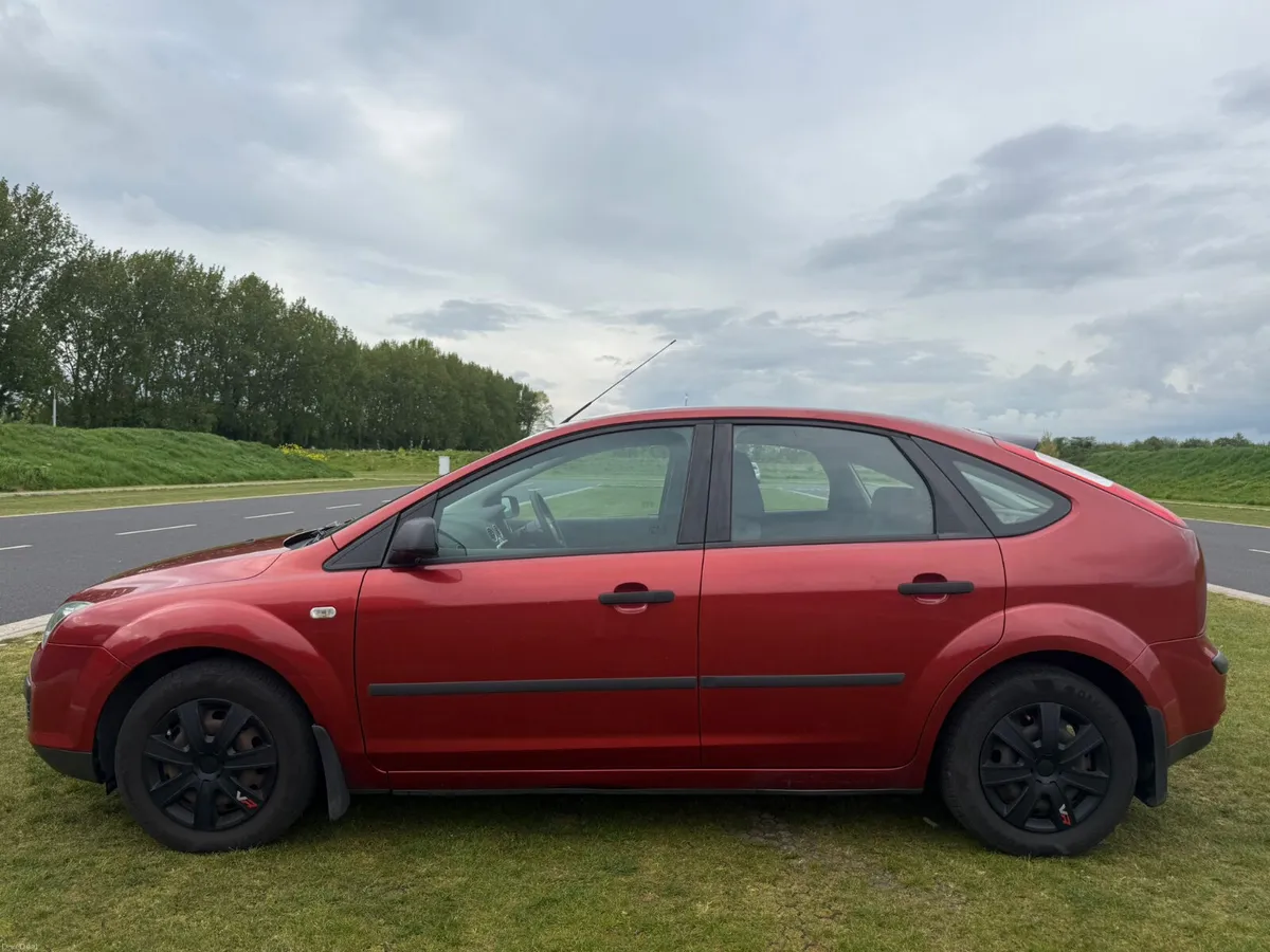 1.4 PETROL LOW MILEAGE NCT  TAX - Image 4