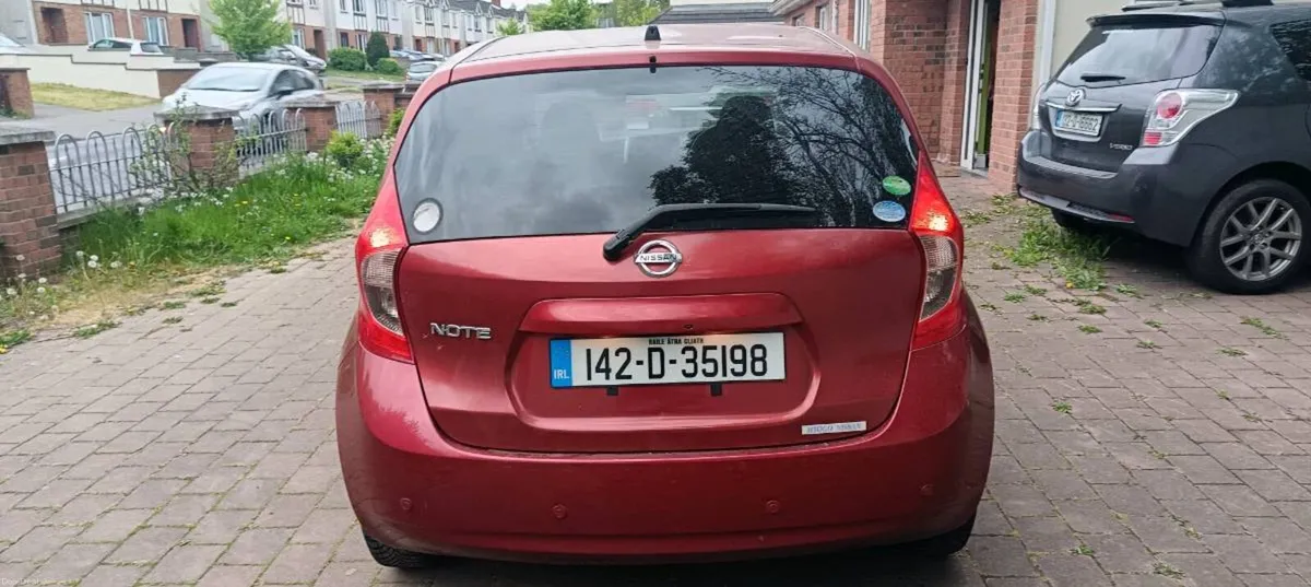 Car - Image 3