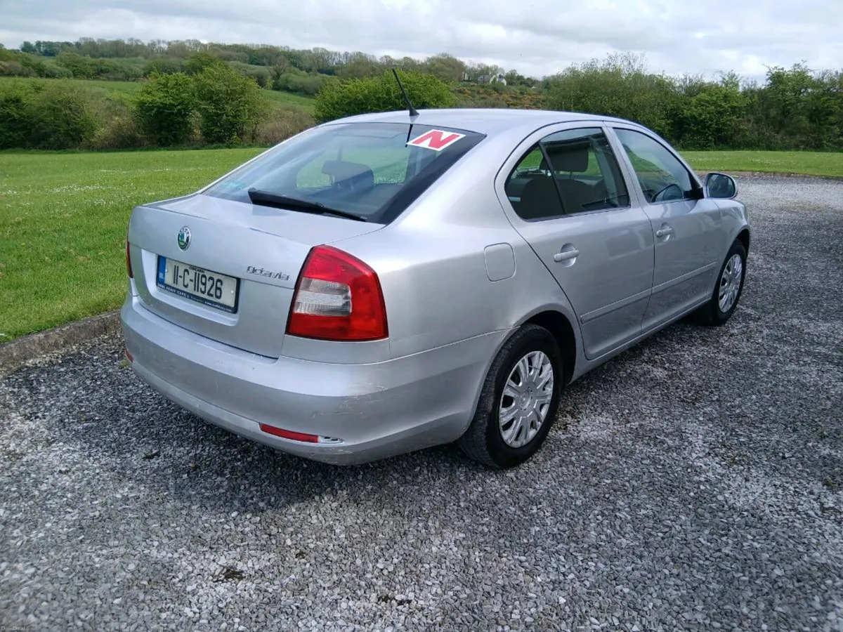 SKODA OCTAVIA AMBIENTE 1.2 TSI 105HP nct 11/26 - Image 4