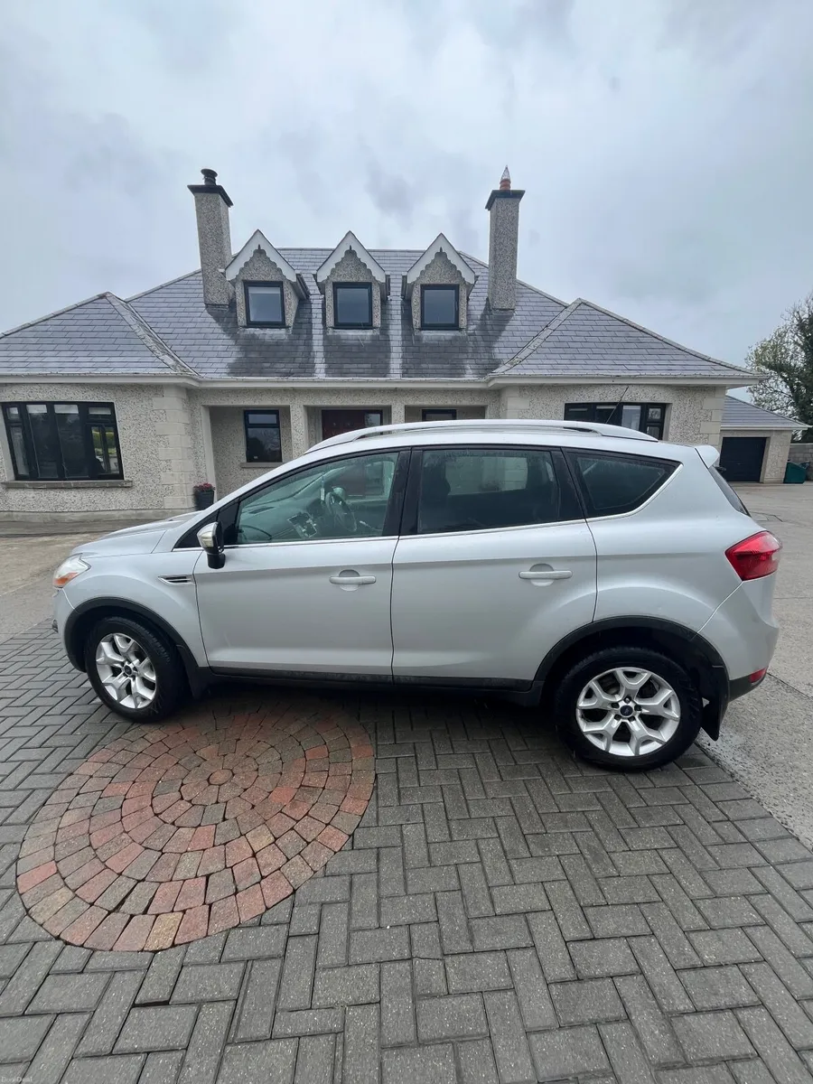 Ford Kuga 2011 - Image 6