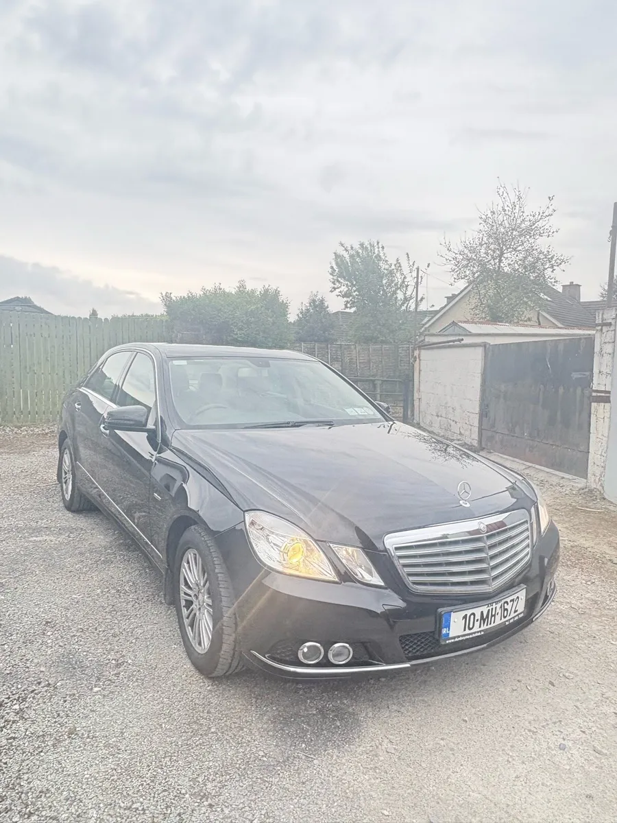 Mercedes Benz E Class E200 Low Mileage [NCT + Tax] - Image 3