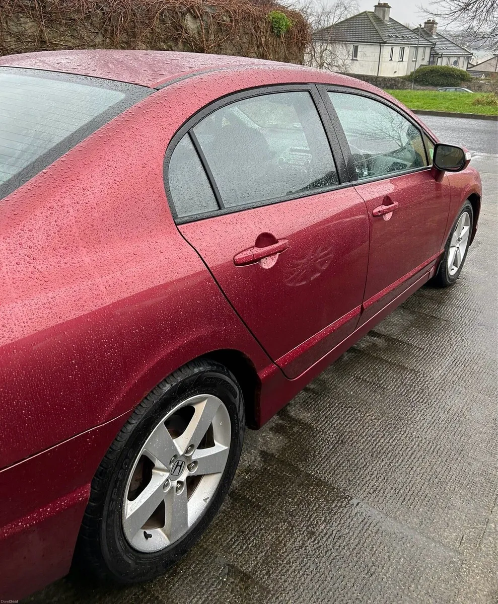 Honda Civic NCT 03/27 & TAX 06/26 - Image 2