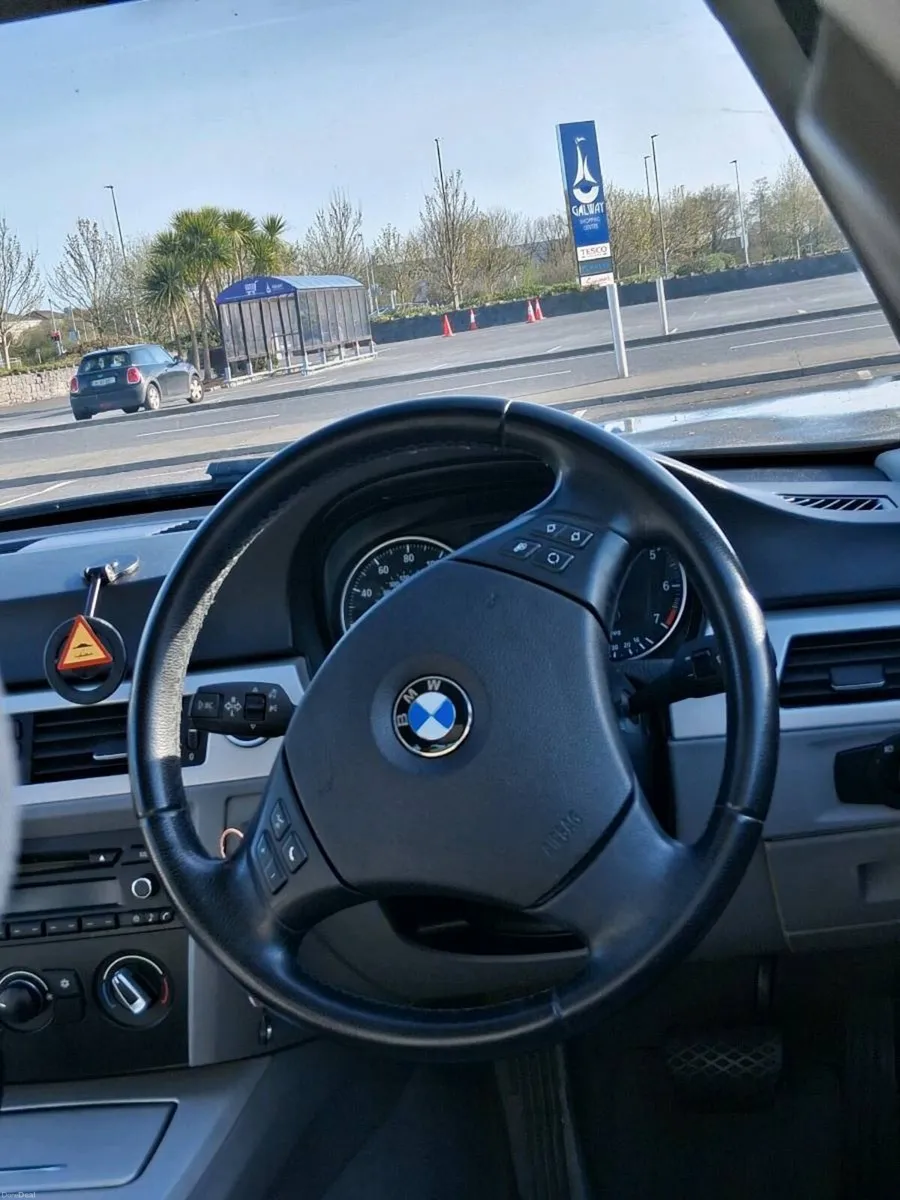 Car - Image 1