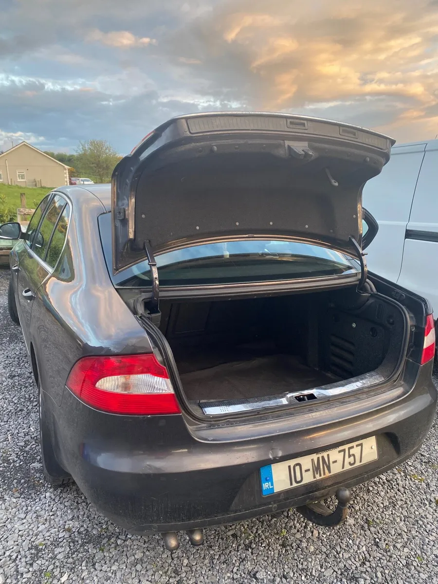 Skoda Superb - Image 2