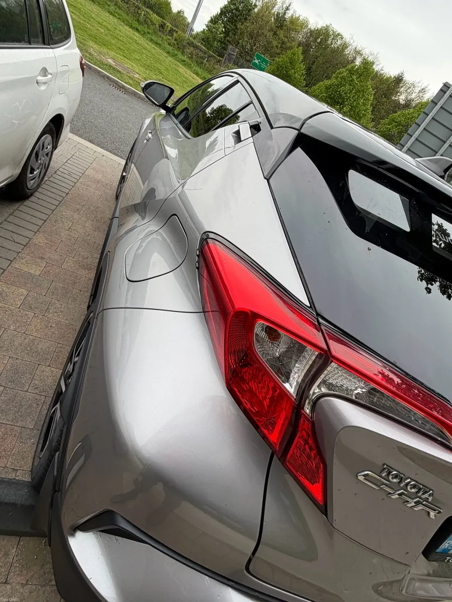 Toyota CHR - Image 2