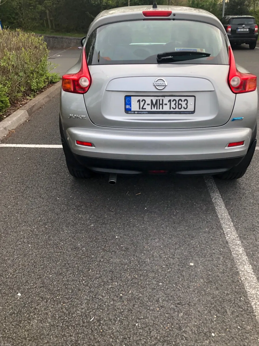 Car - Image 2