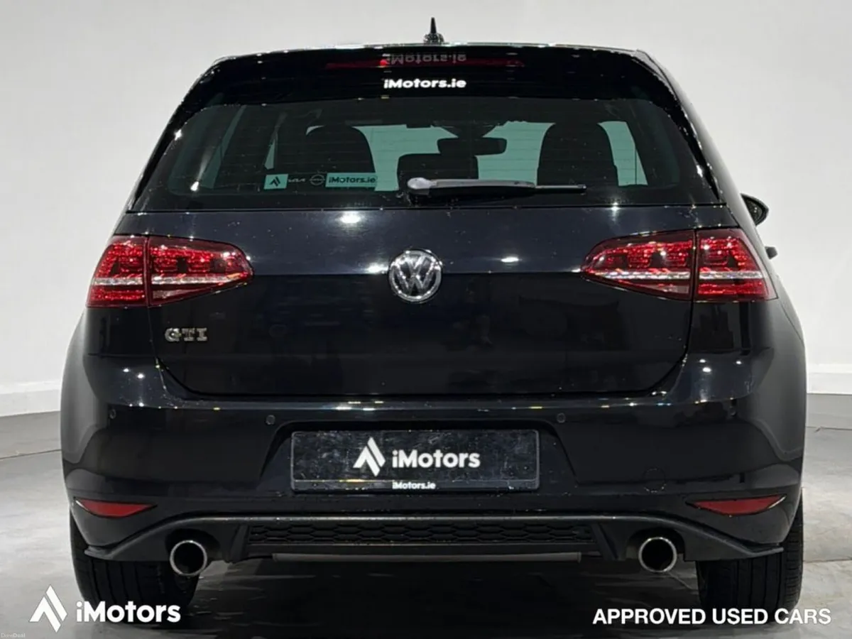 Volkswagen Golf GTI - Image 4