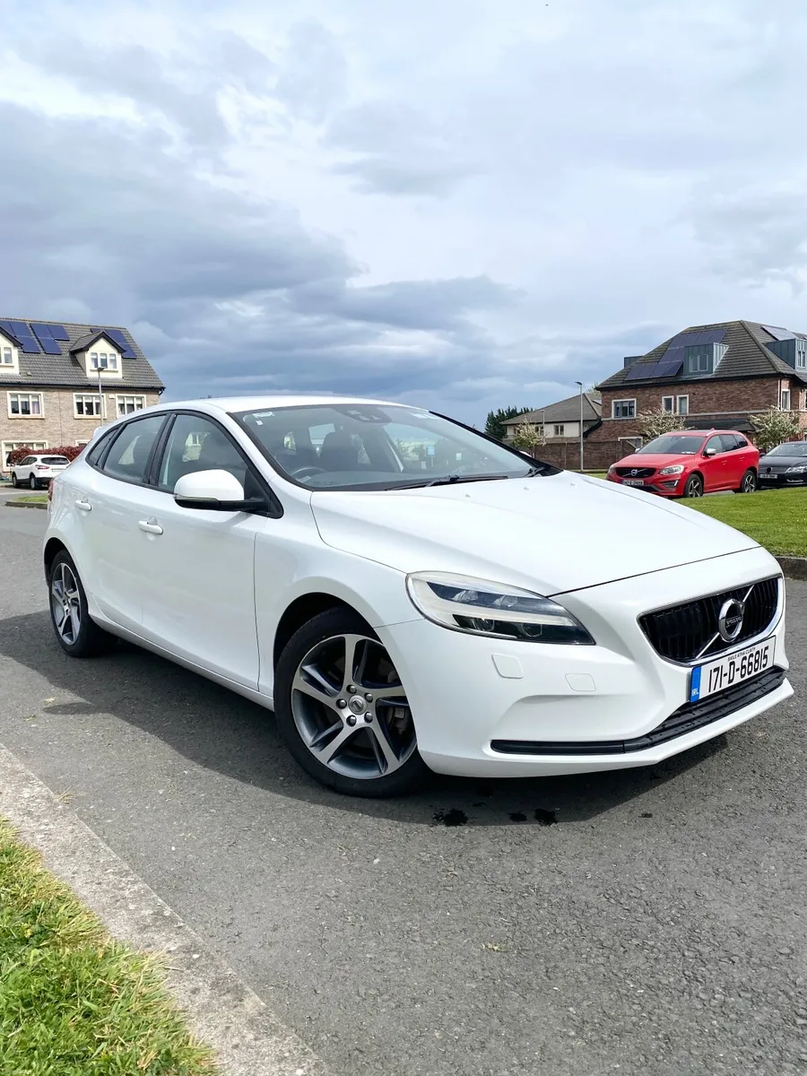 Volvo V40 Automatic T3 Low mileage 2017 New NCT - Image 1