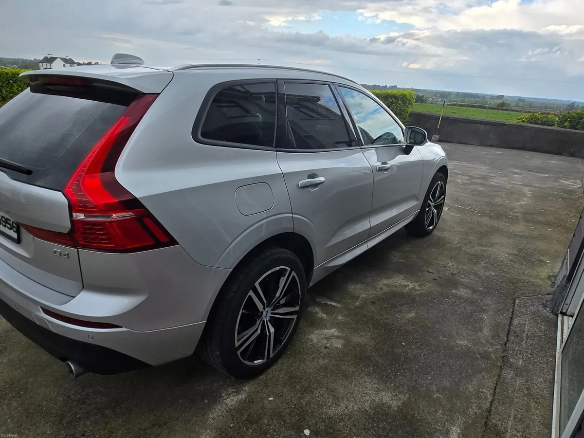 Volvo XC60 2020 - Image 4