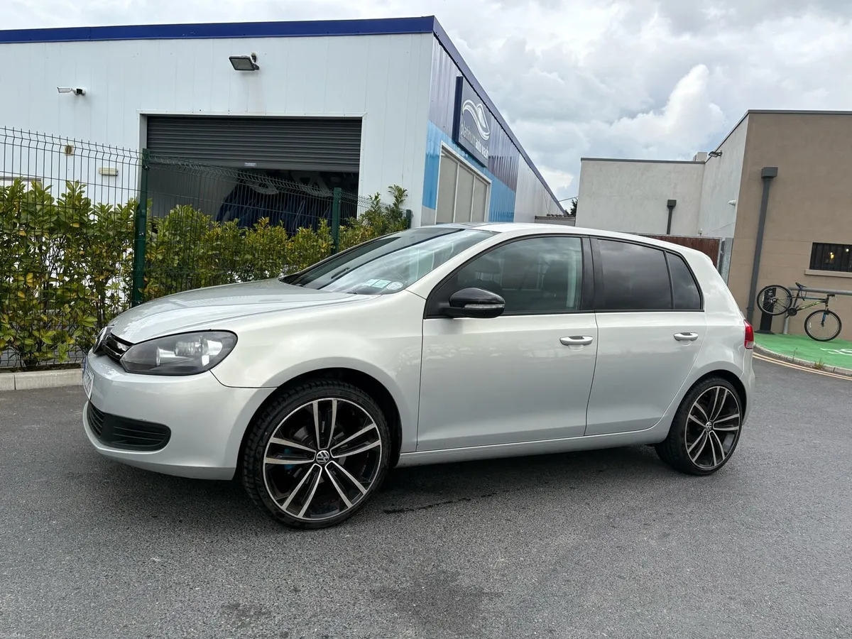 Volkswagen Golf - Image 2